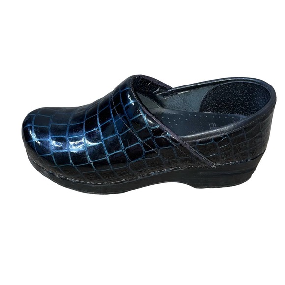 Dansko Shoes Dansko Croc Embossed Stapled Blue Clogs Sz 39 Us Sz 9